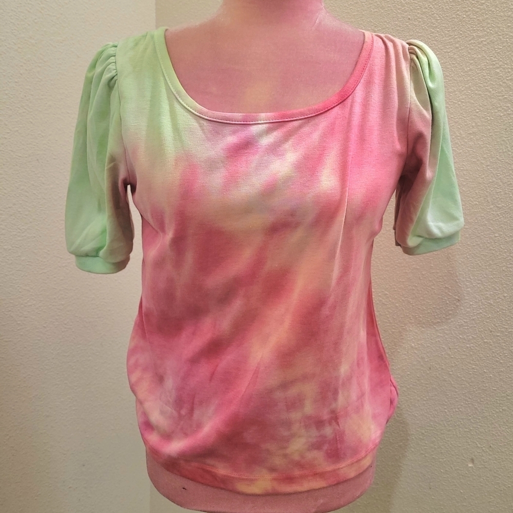 Sears Green/Pink Tie-Dye Asymmetrical Puff Sleeve Blouse Sz Medium